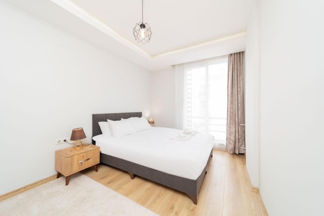 Daire Bright Flat W Balcony 15 Min To Konyaalti *